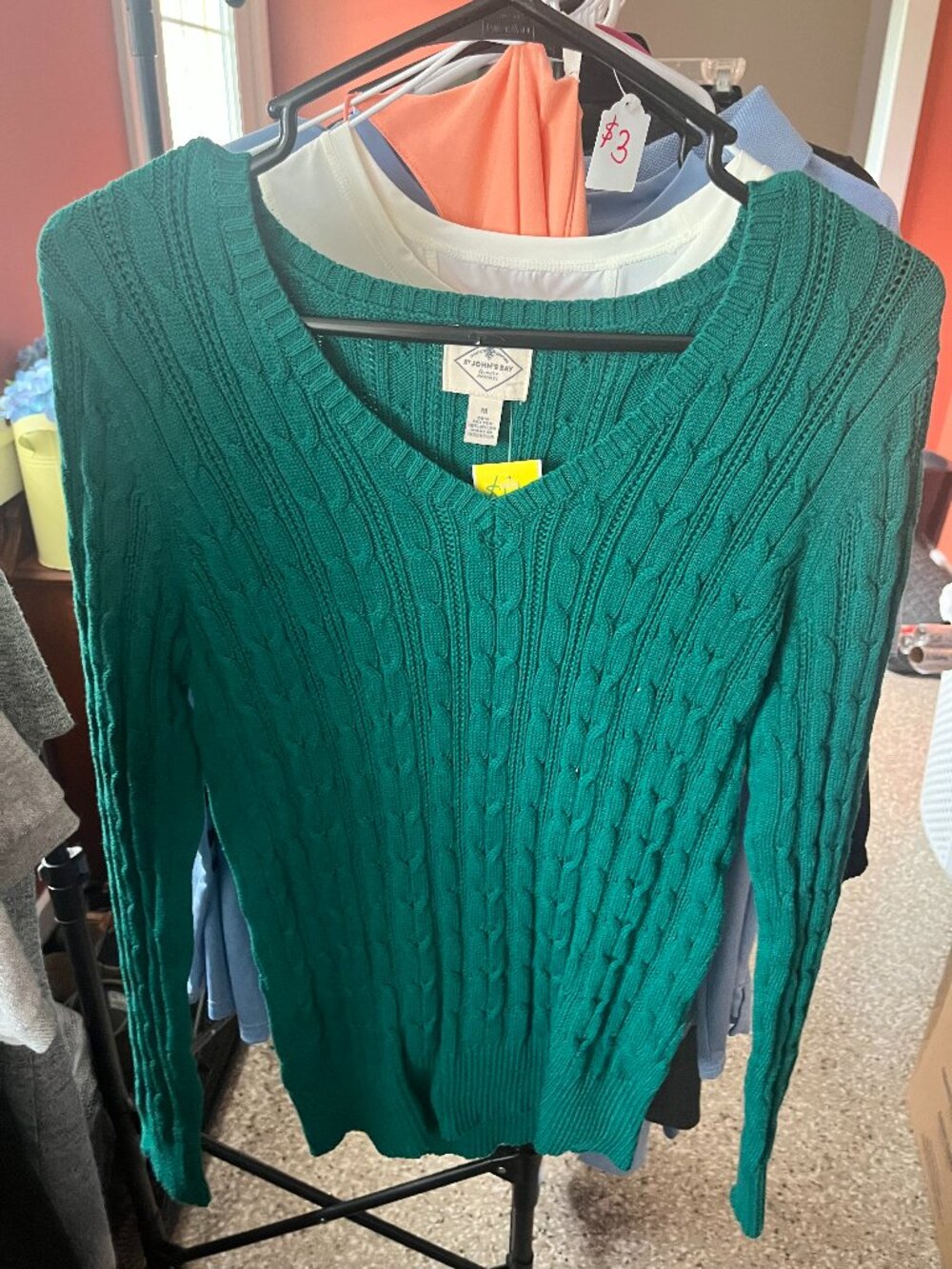 St. John’s Bay Emerald Green Cable-Knit V-Neck Sweater Size M